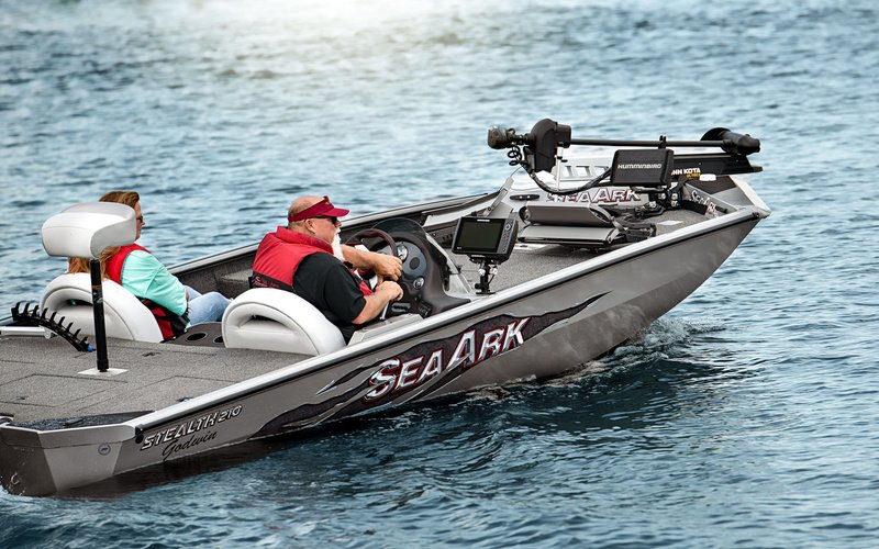 SeaArk Stealth 210