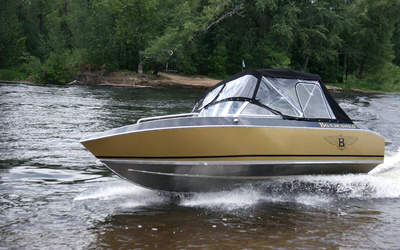 Volzhanka 53 Bowrider