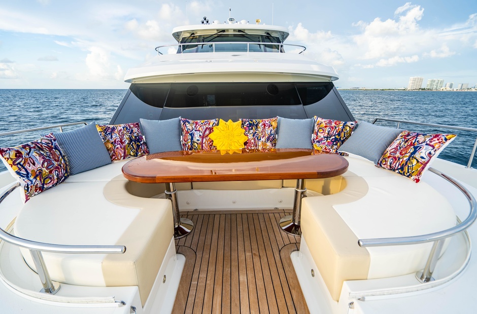 Ocean Alexander Aura