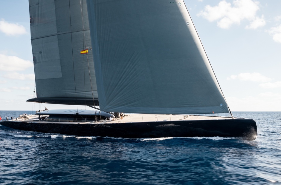 Royal Huisman  Ngoni