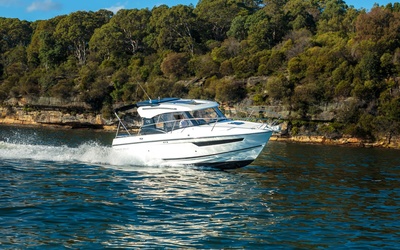 Parker 750 Cabin Cruiser