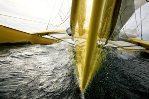 &laquo;Happy&raquo; yellow