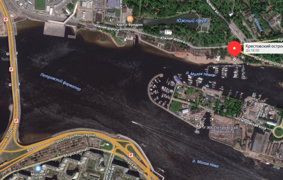 The water area where windsurfers from the yacht club "Krestovsky Island" train. Screenshot of "Yandex.Maps" service.