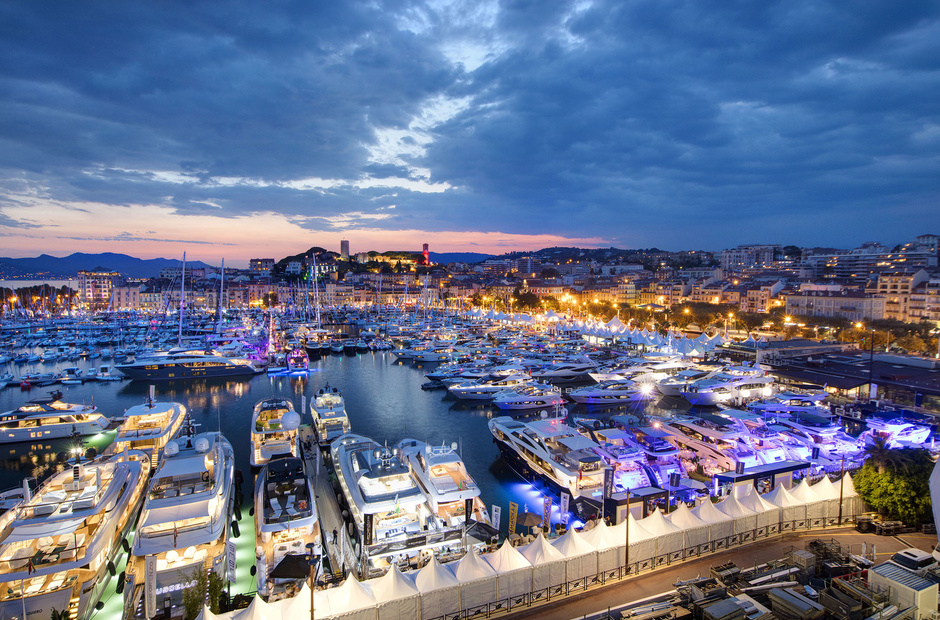 13 superyachts from the Cannes Boat Show