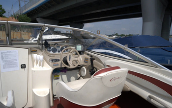 Bayliner 1952 (2001)