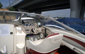 Bayliner 1952 (2001)