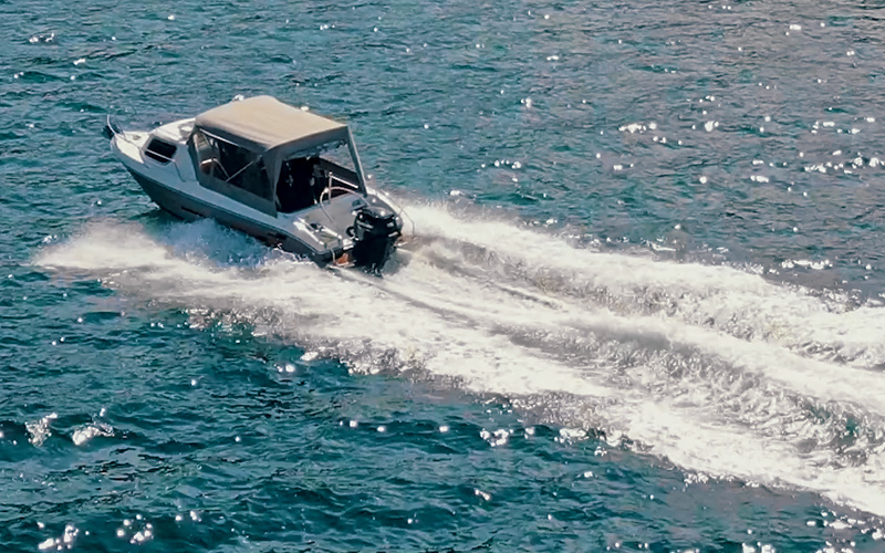 Safter 630 Cabin Cruiser