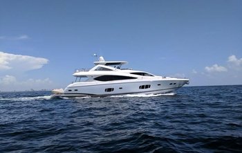Sunseeker 88 Yacht