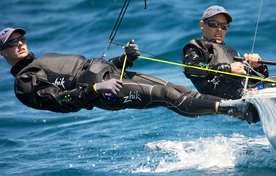 How to choose a wetsuit for water sports. We help you find the right outfit  for yachtsmen, surfers and divers. - itBoat yacht magazine