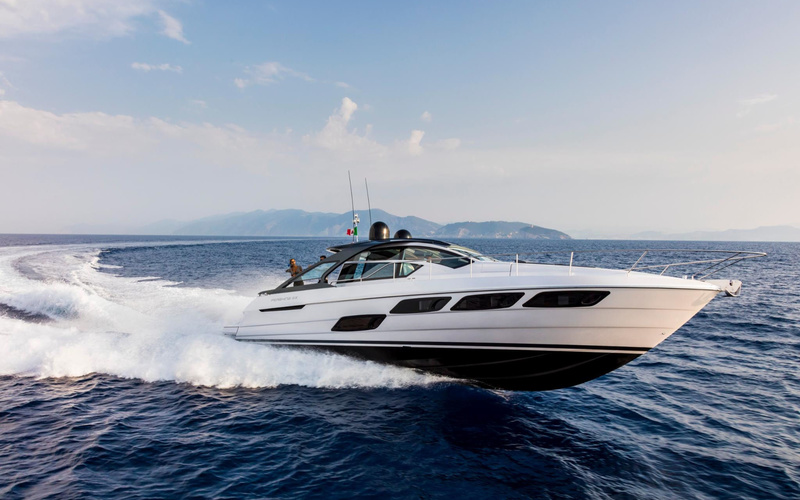 Pershing 5X