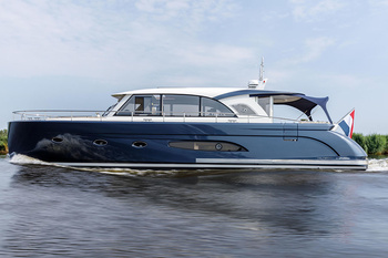 Best Displacement Boats 2019