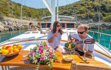 Custom Boats Alluree