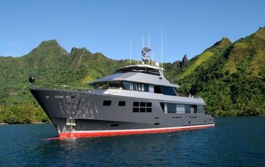 Alloy Yachts VvS1