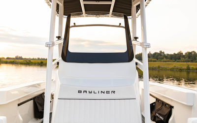 Bayliner T22CC