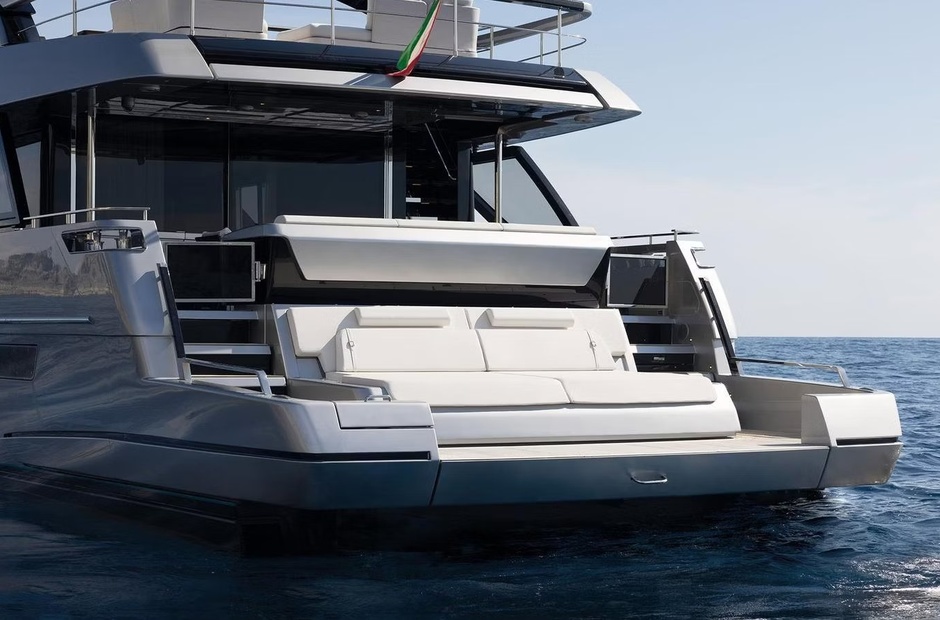 Riva Three Graces