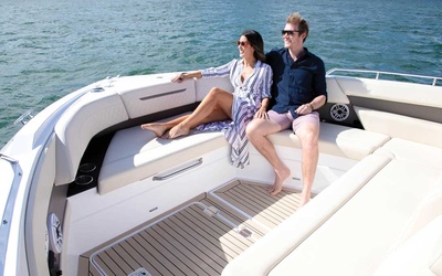 Cruisers Yachts 50 GLS