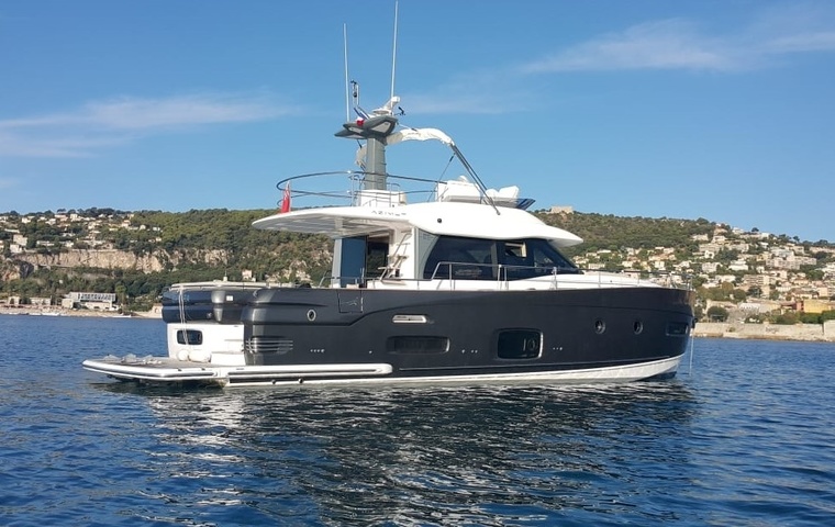 Azimut Magellano 53 (2016)