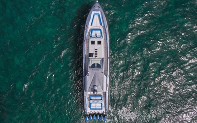 Midnight Express  60′ Pied-A-Mer