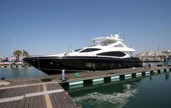 Sunseeker 88 Yacht