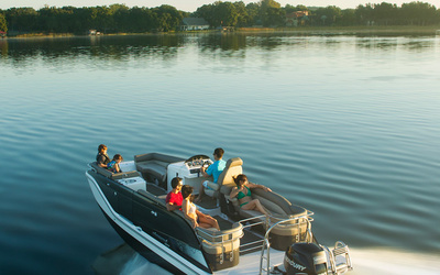 Bayliner Element XR7