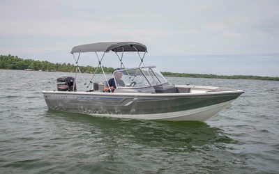 Crestliner 1600 Vision