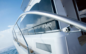Sealine F380