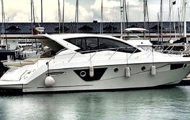 Cranchi M 44 HT