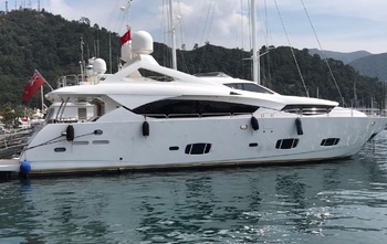 Sunseeker 30M Yacht