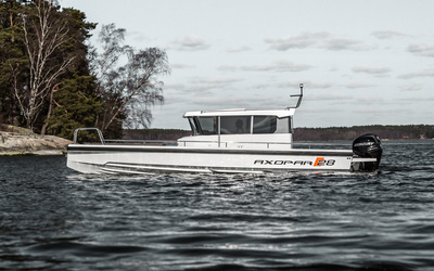 Axopar 28 Cabin