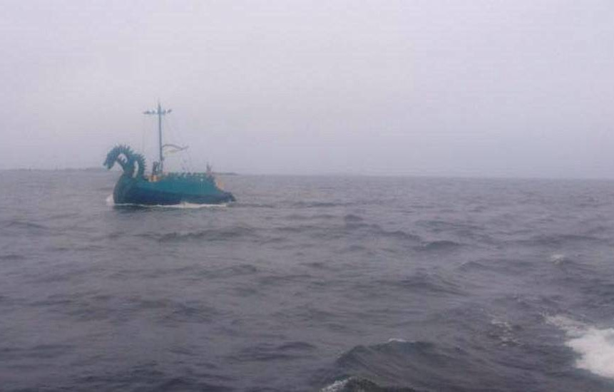 The three-headed monster through the eyes of Finnish border guards. Photo published on Twitter of the Finnish Coast Guard