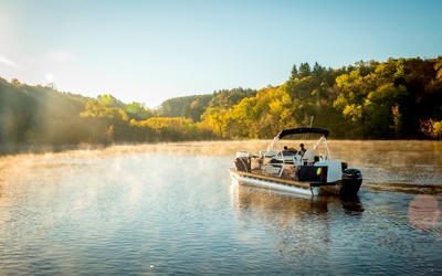 Larson 2400 Escape RT Twin FC