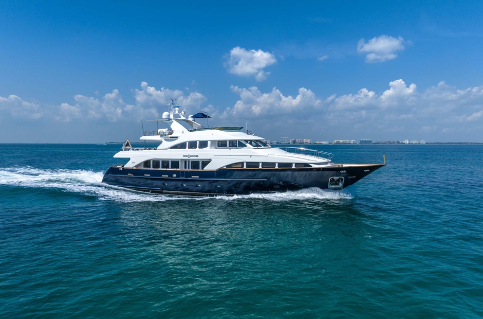 Benetti Pour Another