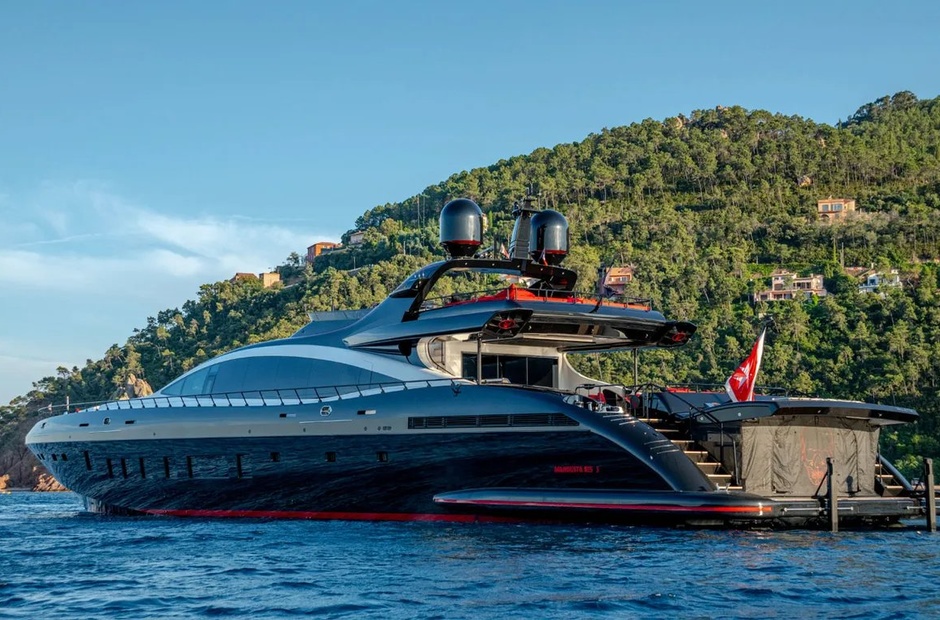 Mangusta Black Legend