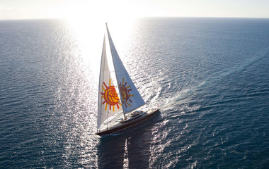 Alloy Yachts Tiara II