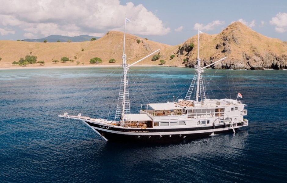 Konjo Boat builders  Aliikai Voyage