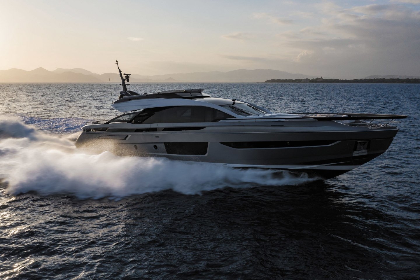 Azimut Grande S10: Prices, Specs, Reviews and Sales Information - itBoat