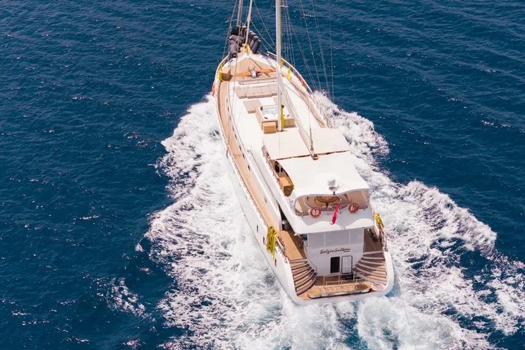 Custom Boats Belgin Sultan