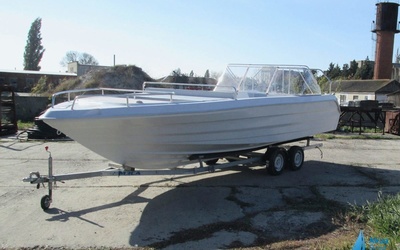 Akua Boat Касатка PRO 750