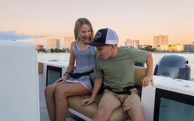 Sportsman Open 262 Center Console