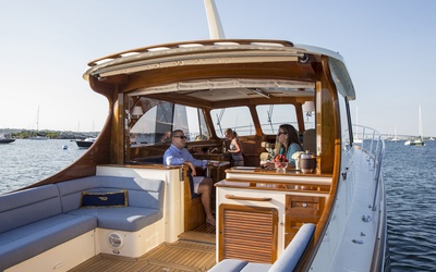 Hinckley Talaria 43 MKII