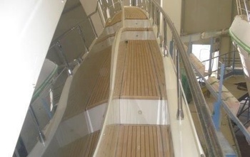 Azimut 72S