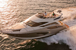 Marquis 500 Sport Yacht