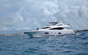 Sunseeker 88 Yacht