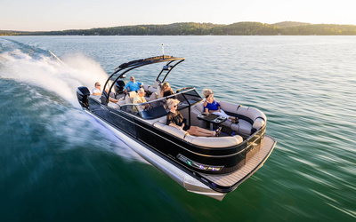 Avalon Catalina Platinum Quad Lounger Windshield 27