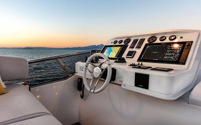 Azimut Grande 32 METRI