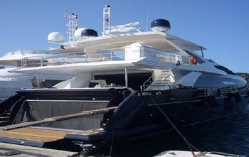 Azimut Grande 95RPH