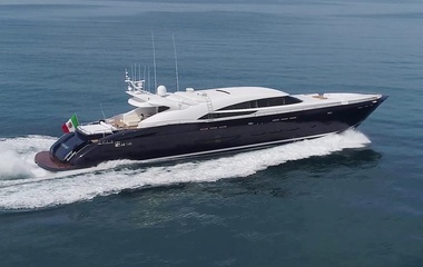 AB Yachts Blue Devil