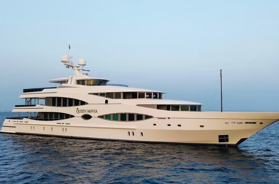 Oceanco Queen Mavia