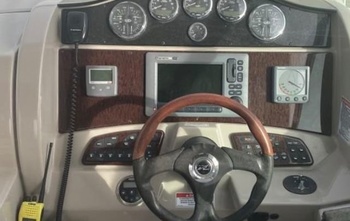 Sea Ray 325 Sundancer (2007)