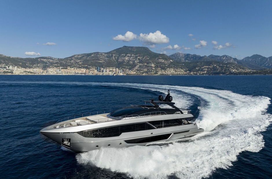 Riva GIO4